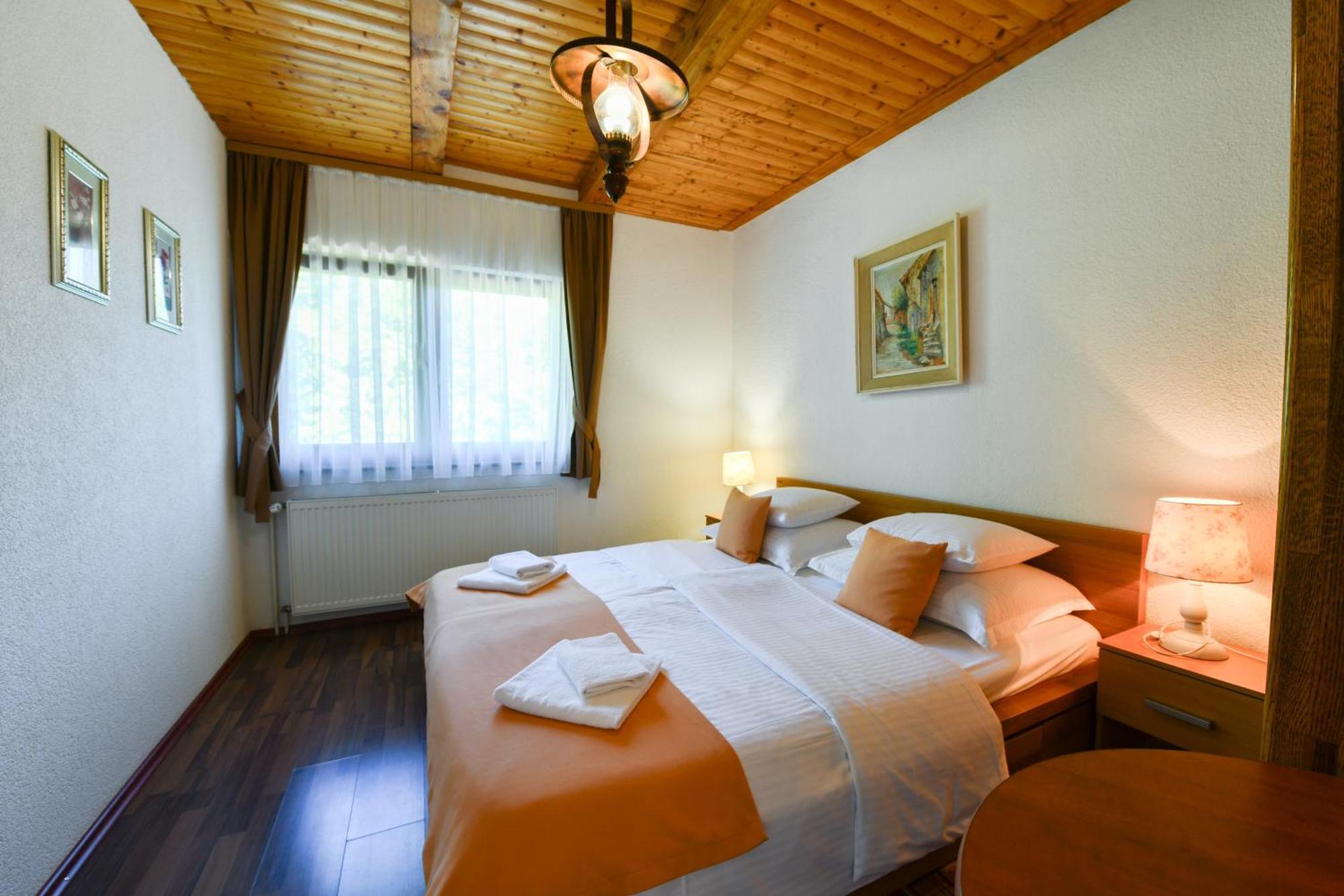 Apartments Bramado Seliste Dreznicko Ngoại thất bức ảnh